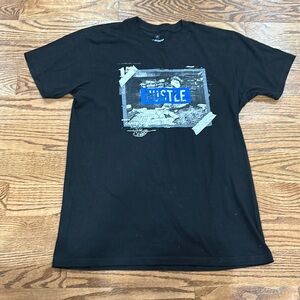 T shirt outrnk size m men good condition
